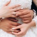 Poses románticas para parejas y fotografía de bodas