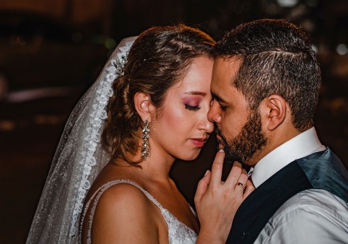 Detalles de ubicación y restricciones para los contratos de fotografía de bodas